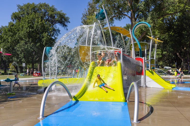 Riverside Park preview 7