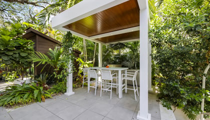 Custom Pergola & Patio Cover in Coconut Grove 