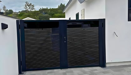 Plexiglass Gate Installations