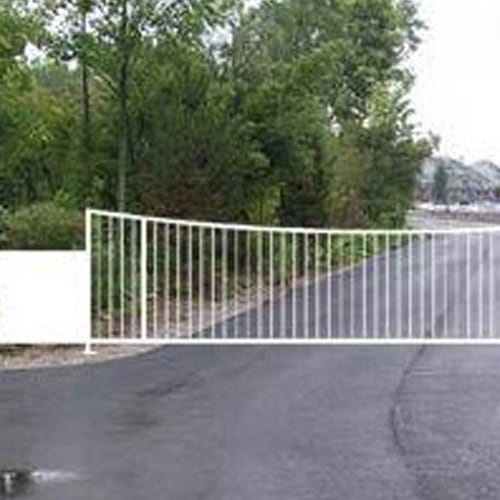 400 Catawba Vertical Pivot Gate (VPG)
