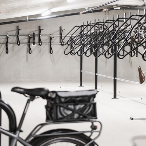 The Hawthorne Floor Mount Rack (Double) preview 3