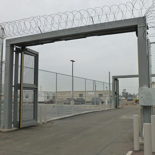 Securfold Bi-Fold Gate (Gate and Operator System) preview 4