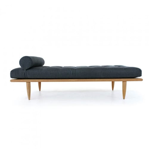 Saloma Daybed preview 1
