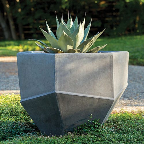 30" Prisma Planter preview 4