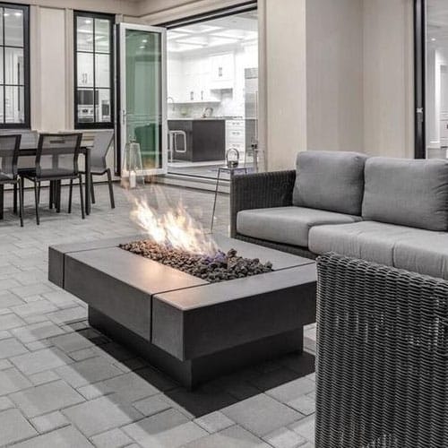 Quadra 48 Concrete Fire Table preview 3