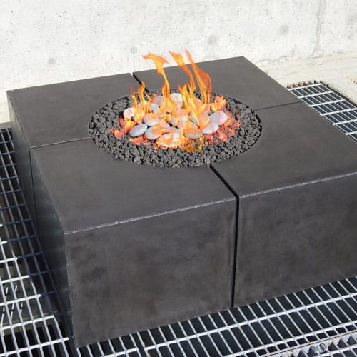 Bloq Fire Pit preview 3