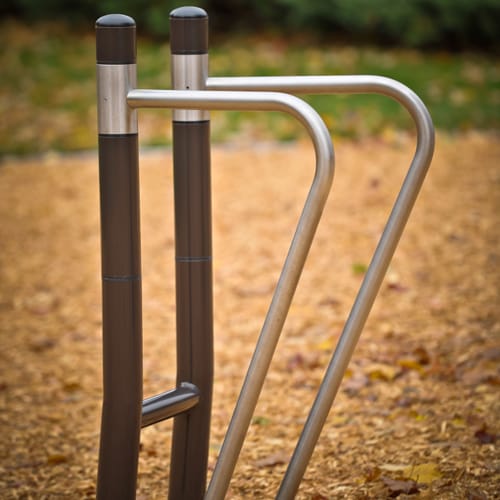 Fitness Equipment: Dip Station