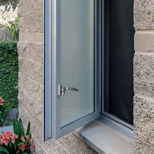 Classic Collection: Series 670 Window preview 2