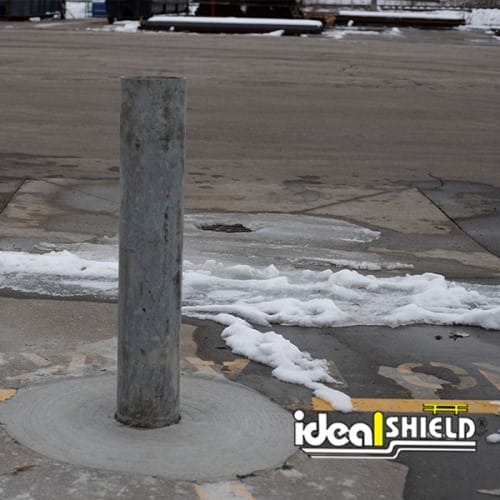 C40/S30 Traffic Impact Bollard preview 3