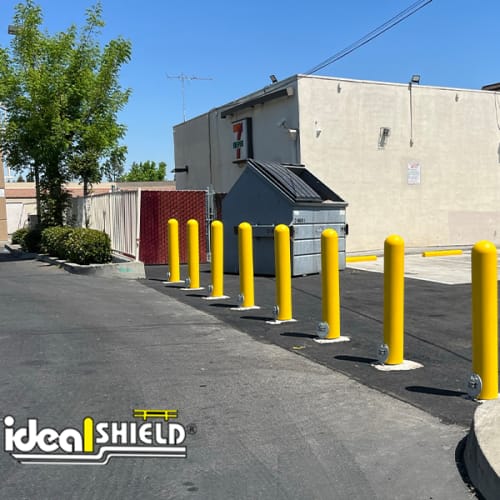 6" Removable Locking Bollard preview 3