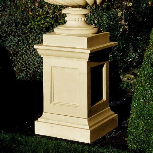 27" Queen Anne Pedestal (B255)