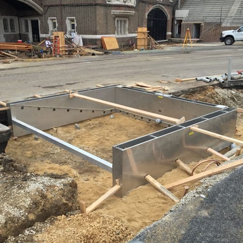 Steeplechase Water Pit Form System