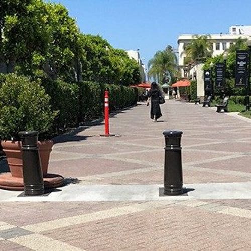 DSC800 Decorative High Security Bollards