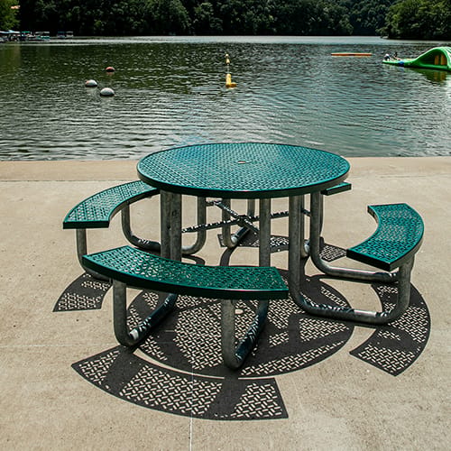 Round Portable Picnic Table  preview 4
