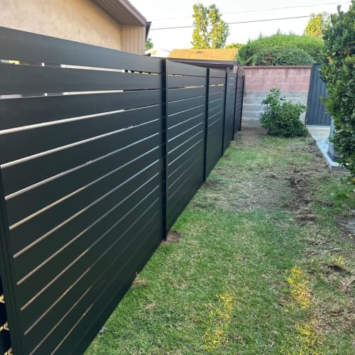 Aluminum 40 Fence Square post preview 3