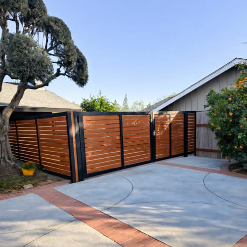 Aluminum 40 HD Pedestrian Gate Double Swing preview 13