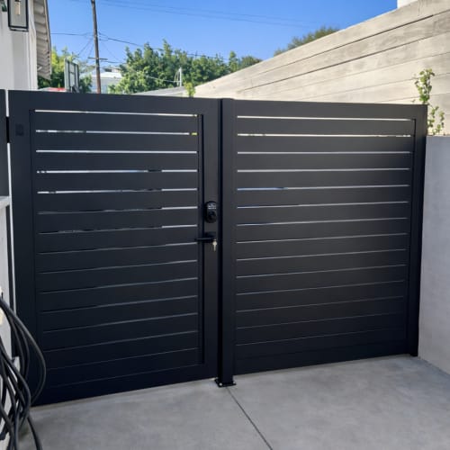 Aluminum 40 HD Pedestrian Gate Double Swing preview 8