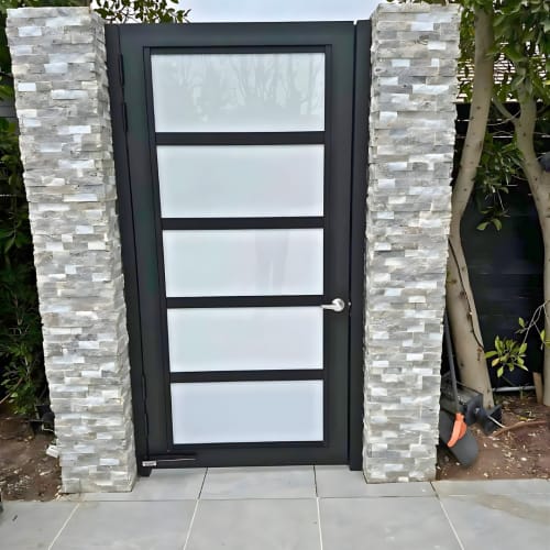 Aluminum Plexi HD Sliding Gate preview 5