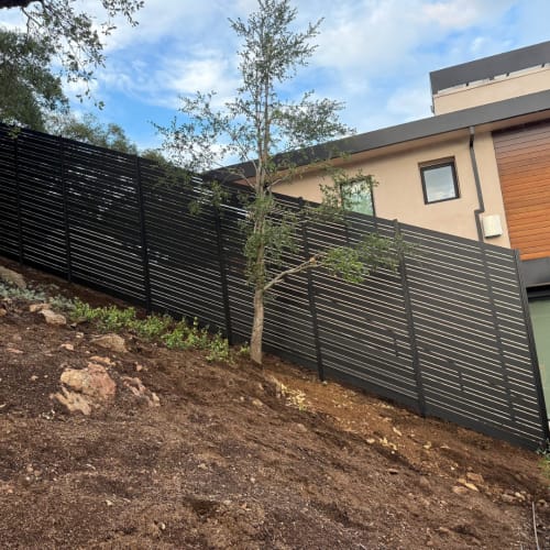 Aluminum 20 Fence 2-way post preview 6