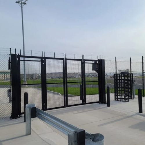 Bi-Folding Speed Gate  preview 2