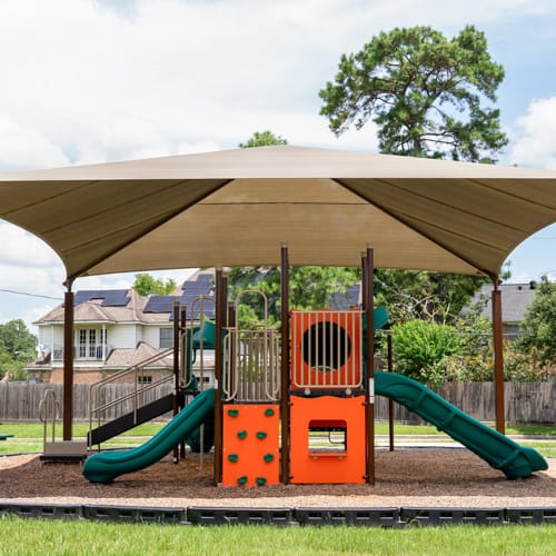 Pyramid Shade 20'x20' preview 3