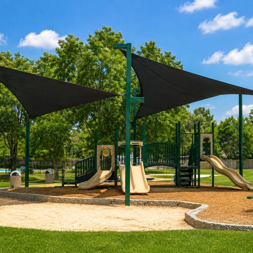 Hypar Sail Shade 22'x30' preview 2