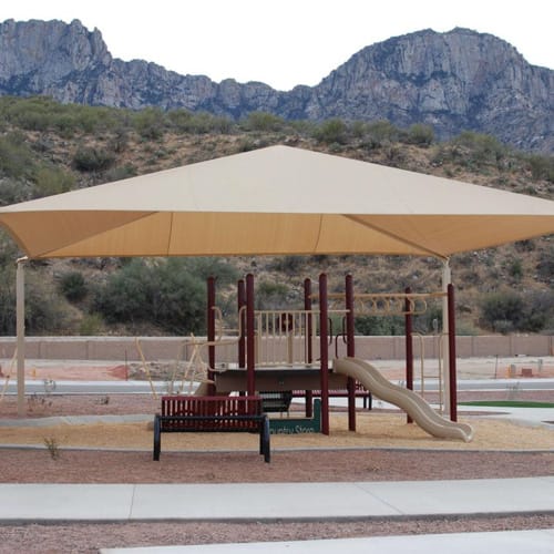 Pyramid Shade 30'x30' preview 2